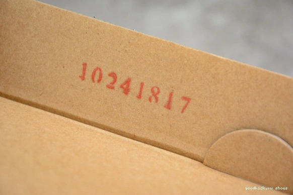 BRED MULTI-COLOR MID JORDAN AIR 1 554724-125 554724-125 0311